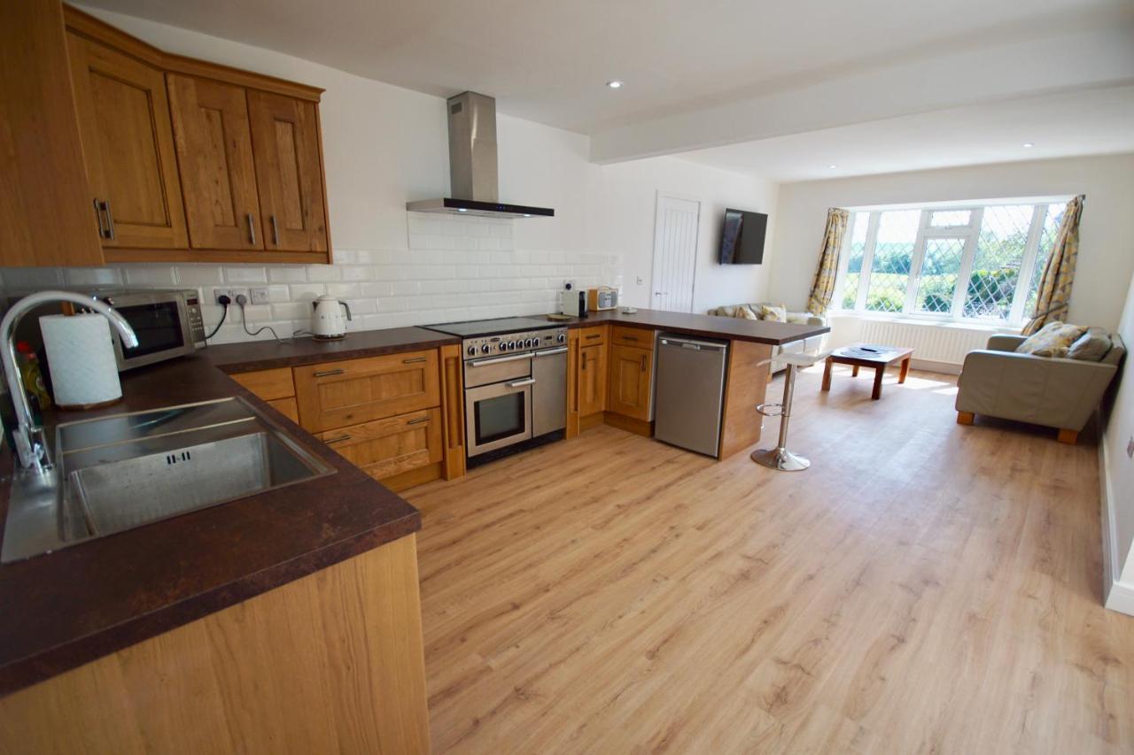 Vale View Scalford Villa ภายนอก รูปภาพ